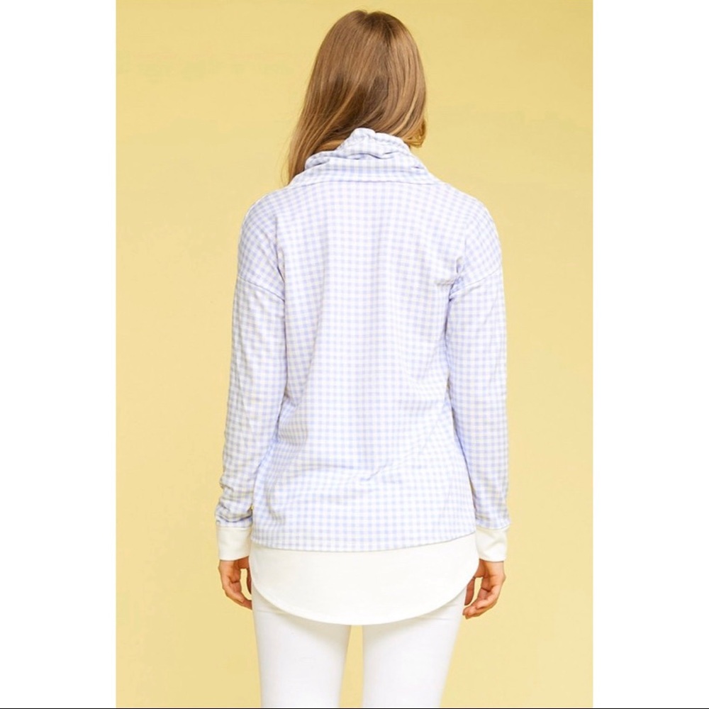 ๐Gorgeous Plaid Top! - Picture 6 of 6